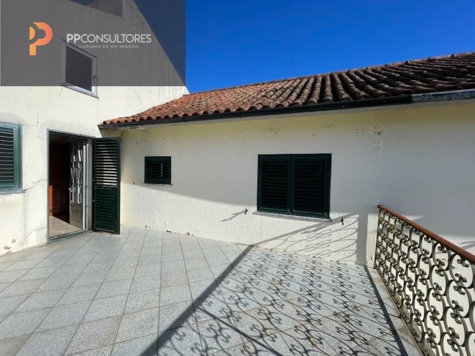 Moradia T5 para Venda em Abraveses Foto 35