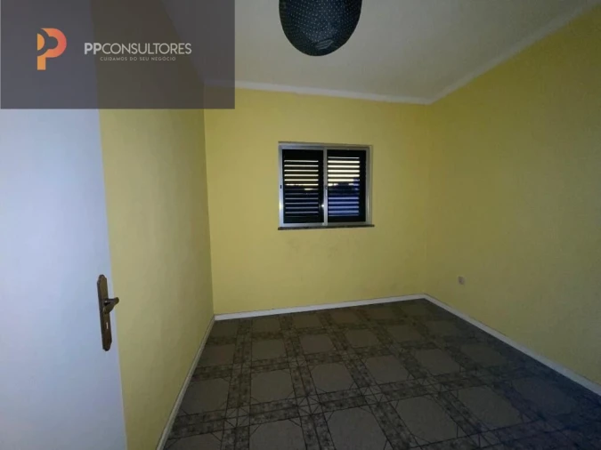 Moradia T5 para Venda em Abraveses Foto 10