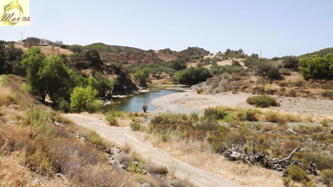 Moradia para Venda em Odeleite Foto 1