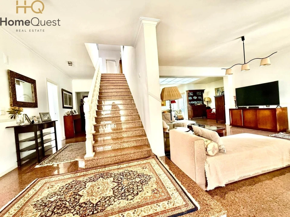 Moradia T5 para Venda em Carcavelos e Parede Foto 23