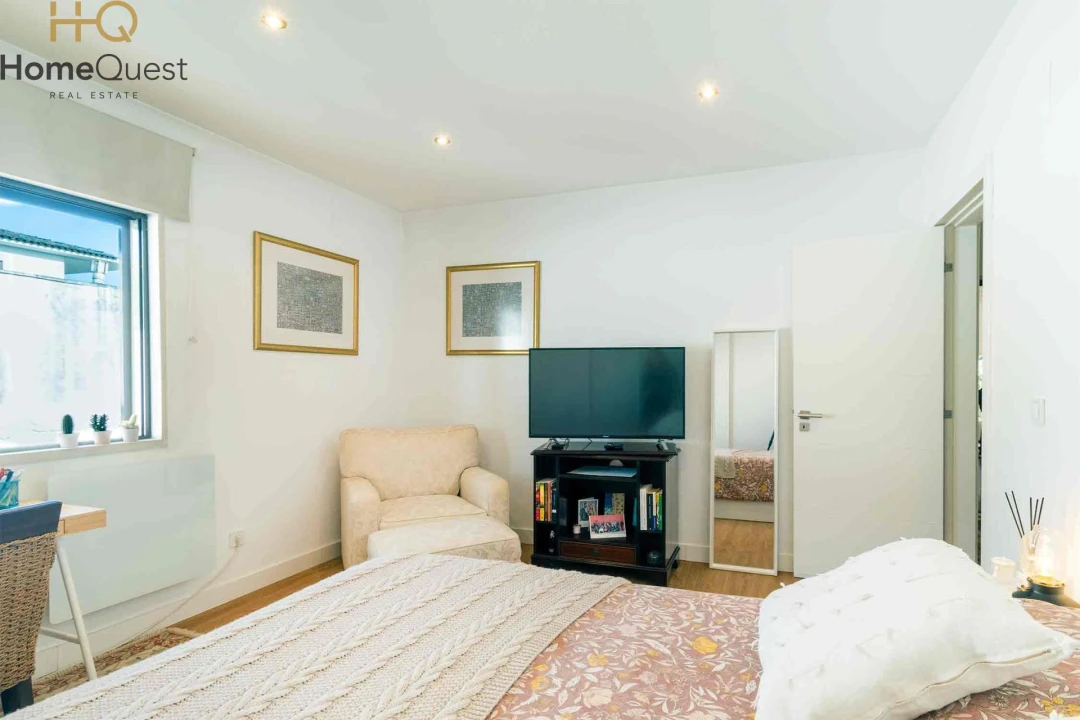 Moradia T5 para Venda em Carcavelos e Parede Foto 30