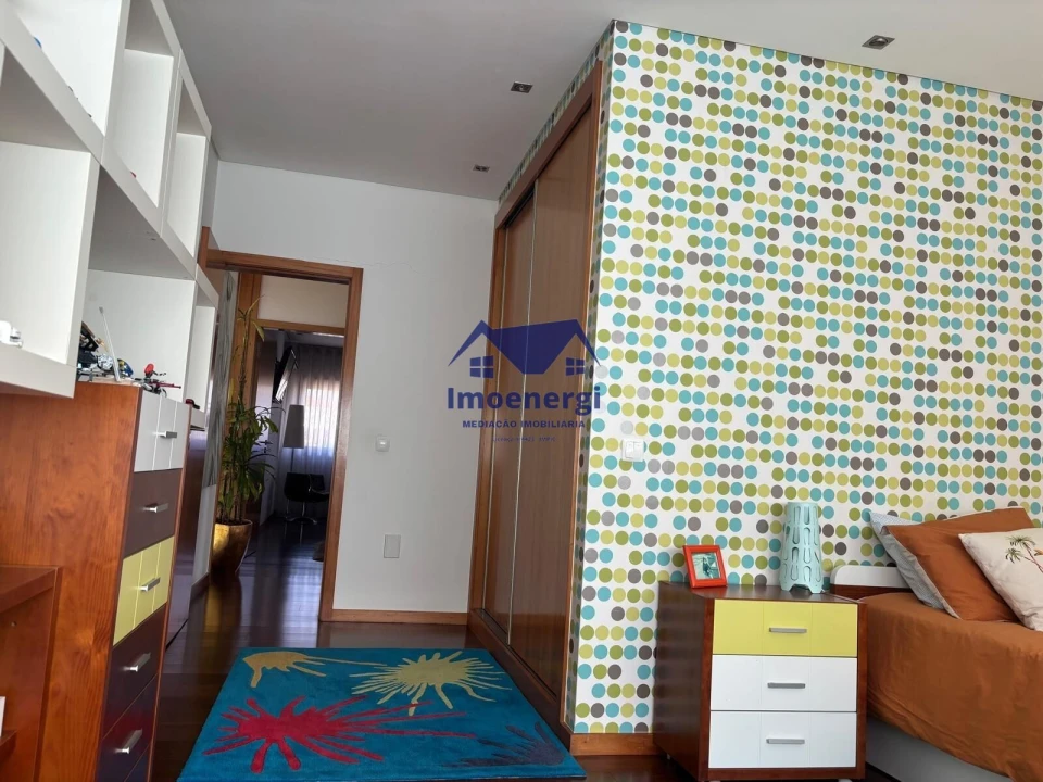 Moradia T3 para Venda em Arvore Foto 38