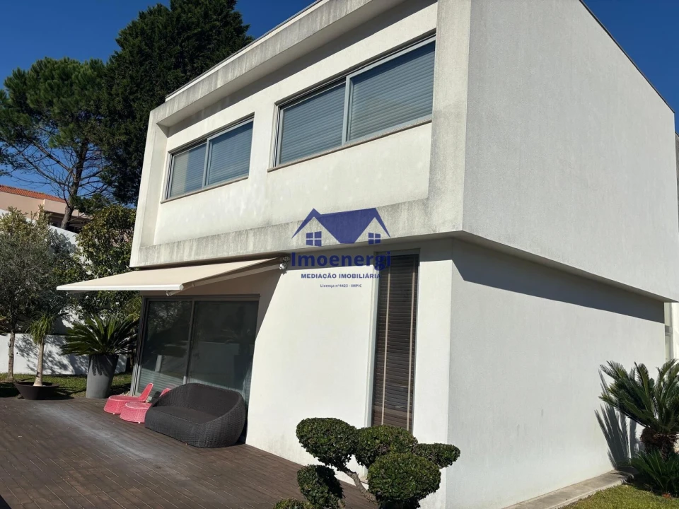 Moradia T3 para Venda em Arvore Foto 6