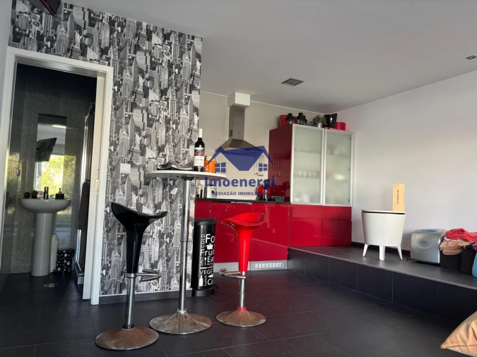 Moradia T3 para Venda em Arvore Foto 10