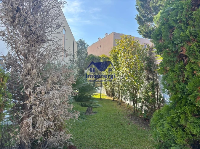 Moradia T3 para Venda em Arvore Foto 3