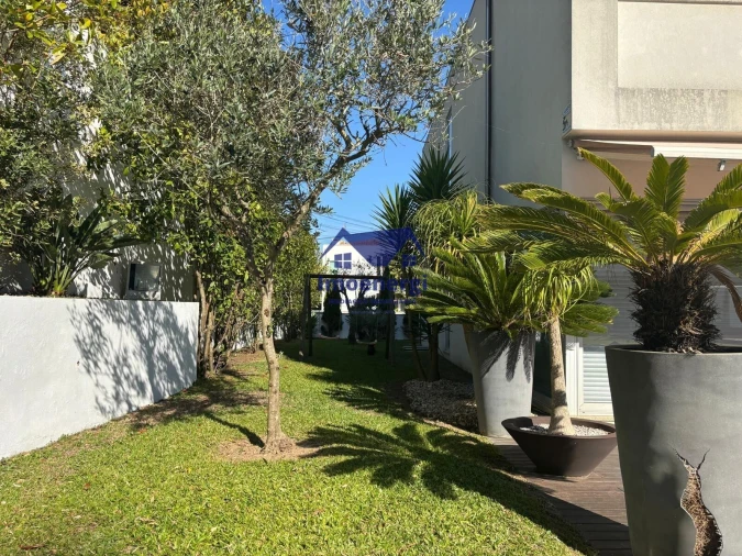 Moradia T3 para Venda em Arvore Foto 5