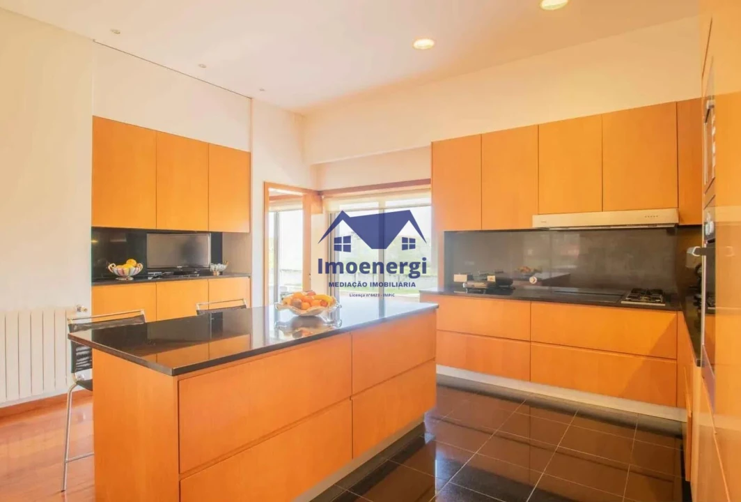 Moradia T5 para Venda em Póvoa de Varzim, Beiriz e Argivai Foto 10