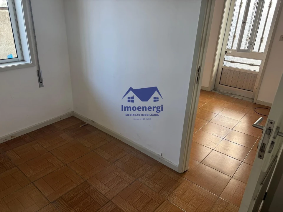 Moradia T3 para Venda em Guilhabreu Foto 19