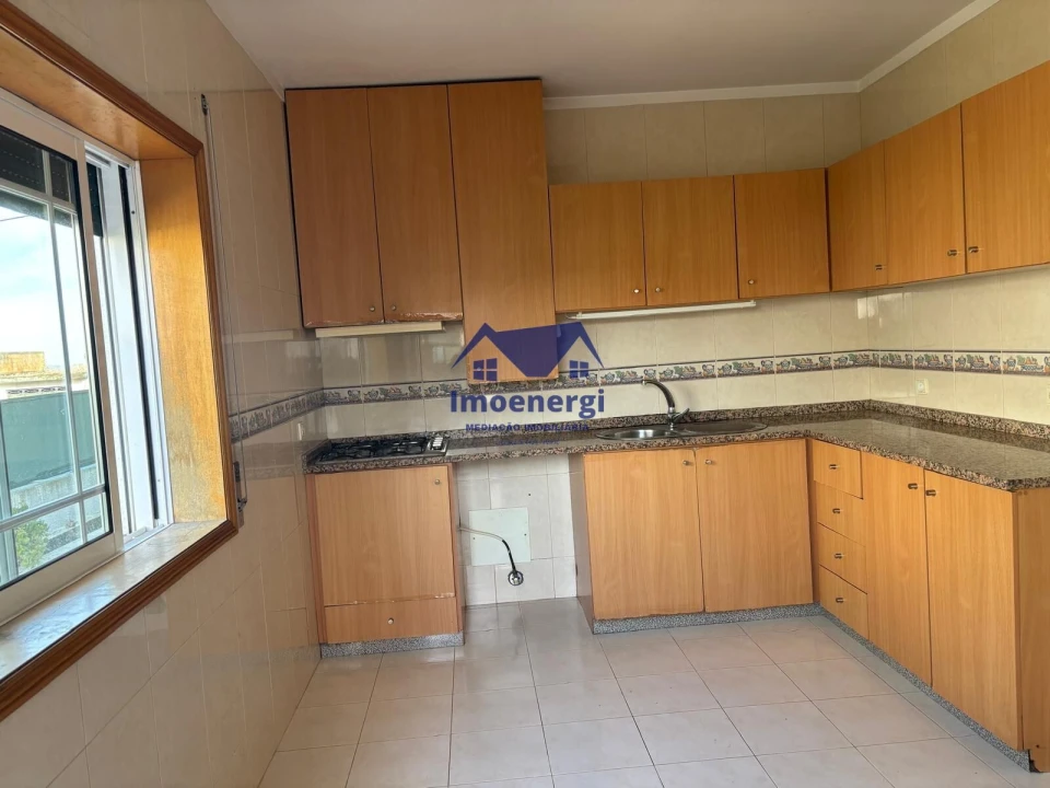 Moradia T3 para Venda em Guilhabreu Foto 29