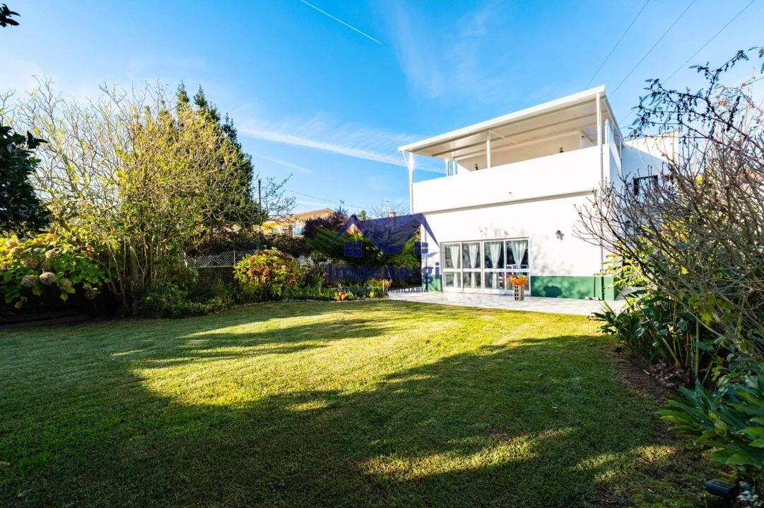 Moradia T4 para Venda em Fornelo e Vairão Foto 31