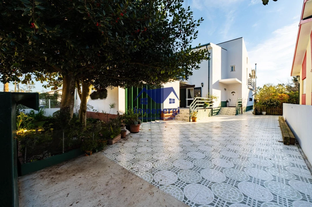 Moradia T4 para Venda em Fornelo e Vairão Foto 39