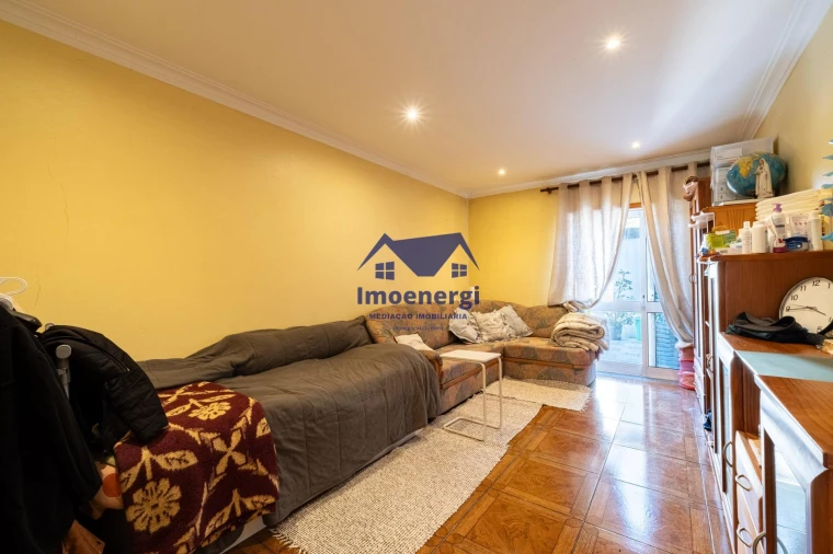 Moradia T4 para Venda em Fornelo e Vairão Foto 2