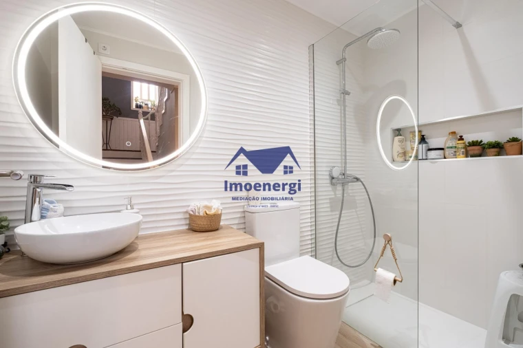 Moradia T4 para Venda em Fornelo e Vairão Foto 6