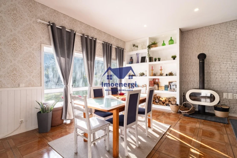 Moradia T4 para Venda em Fornelo e Vairão Foto 7