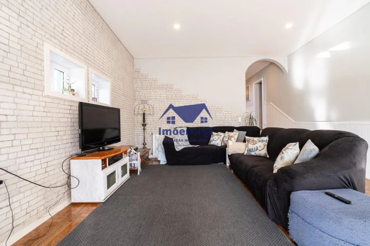 Moradia T4 para Venda em Fornelo e Vairão Foto 8