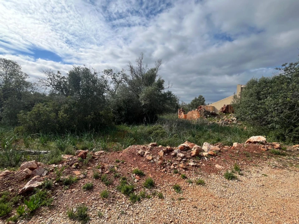 Moradia para Venda em São Bartolomeu de Messines Foto 3