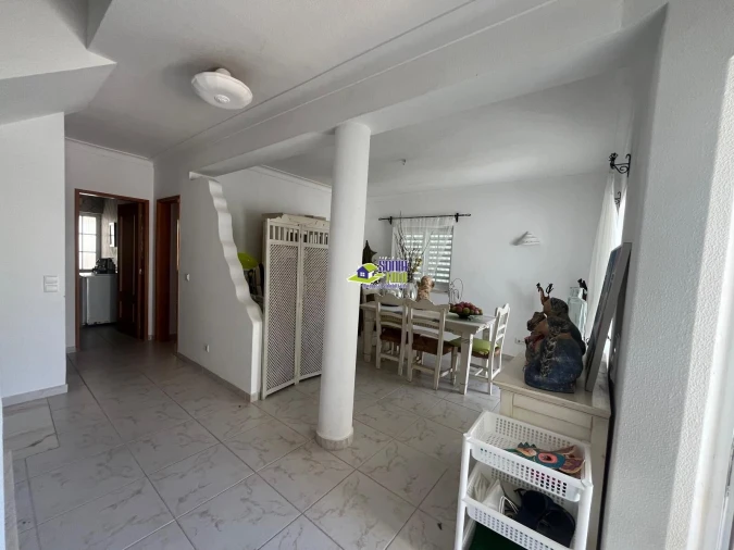 Moradia T3 para Venda em Armação de Pera Foto 13