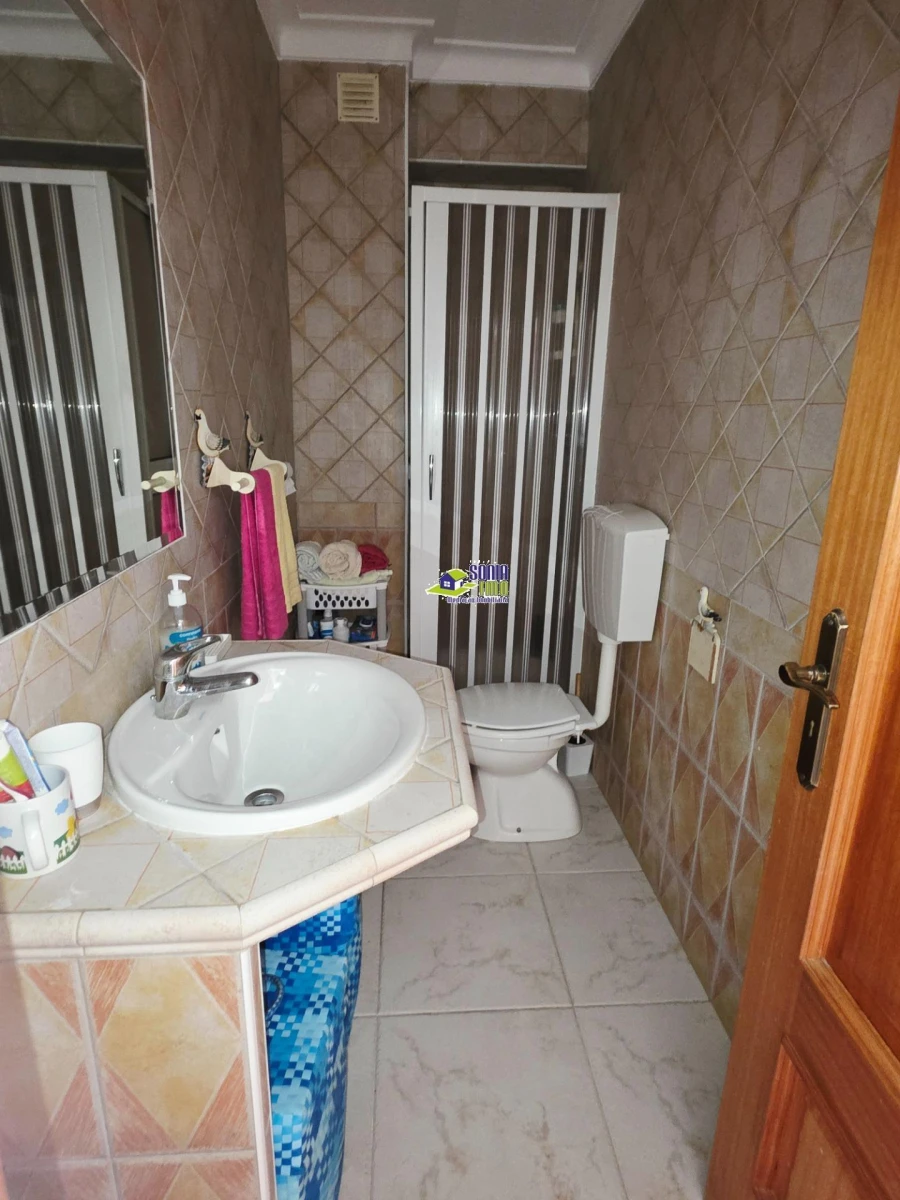 Moradia T3 para Venda em Armação de Pera Foto 27