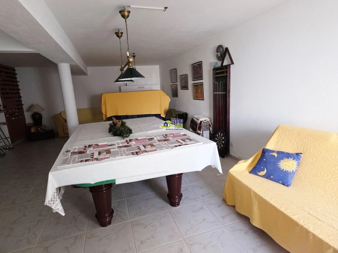 Moradia T3 para Venda em Armação de Pera Foto 45