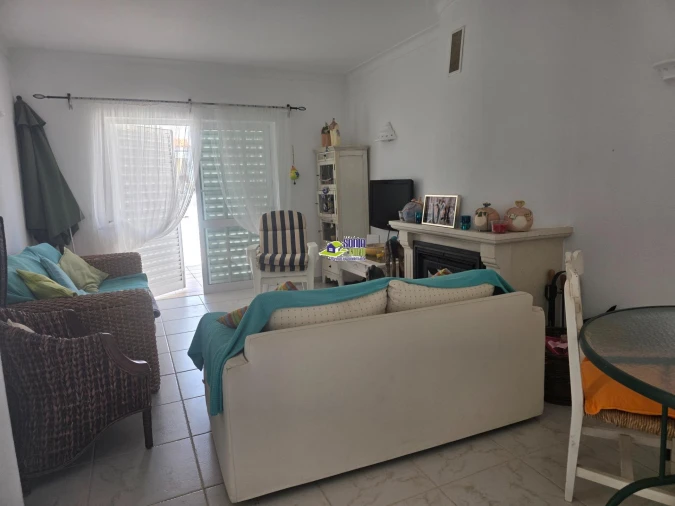 Moradia T3 para Venda em Armação de Pera Foto 12