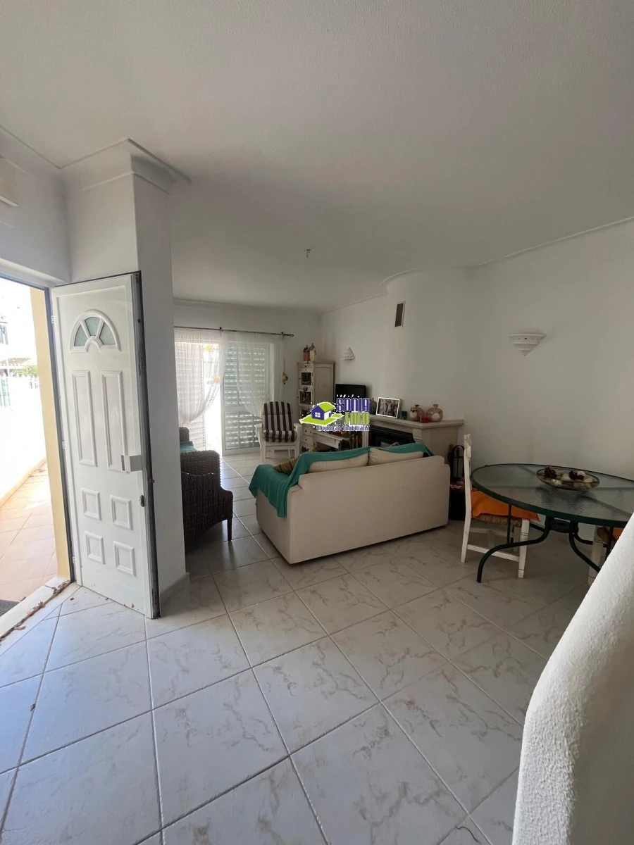 Moradia T3 para Venda em Armação de Pera Foto 16