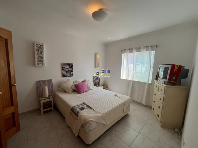 Moradia T3 para Venda em Armação de Pera Foto 32