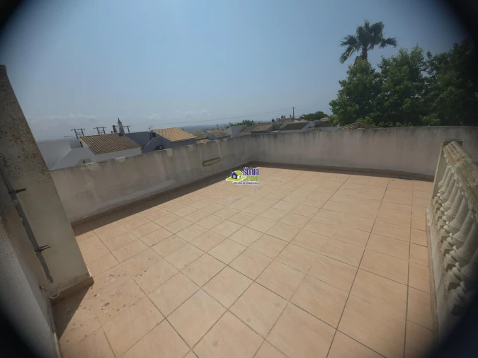 Moradia T3 para Venda em Armação de Pera Foto 42