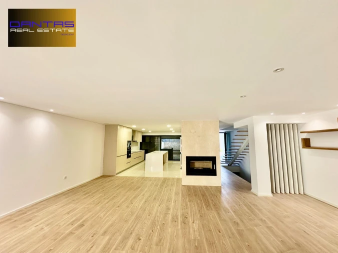 Moradia T3 para Venda em Este (São Pedro e São Mamede) Foto 28