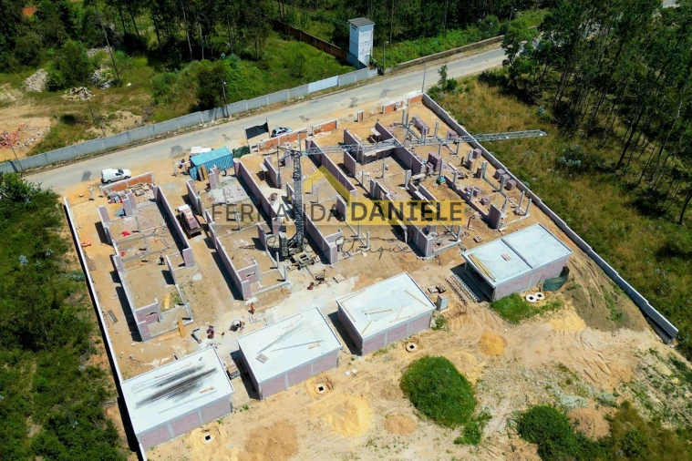 Moradia T4 para Venda em Ovar, São João, Arada e São Vicente de Pereira Jusã Foto 2