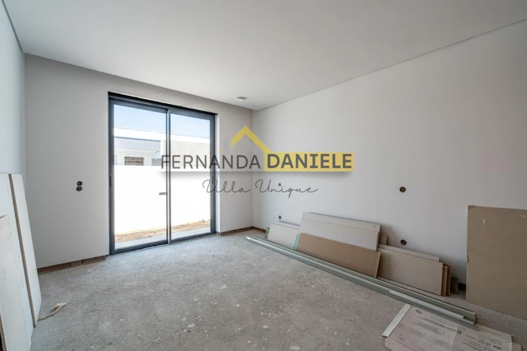 Moradia T4 para Venda em Santa Maria da Feira, Travanca, Sanfins e Espargo Foto 16