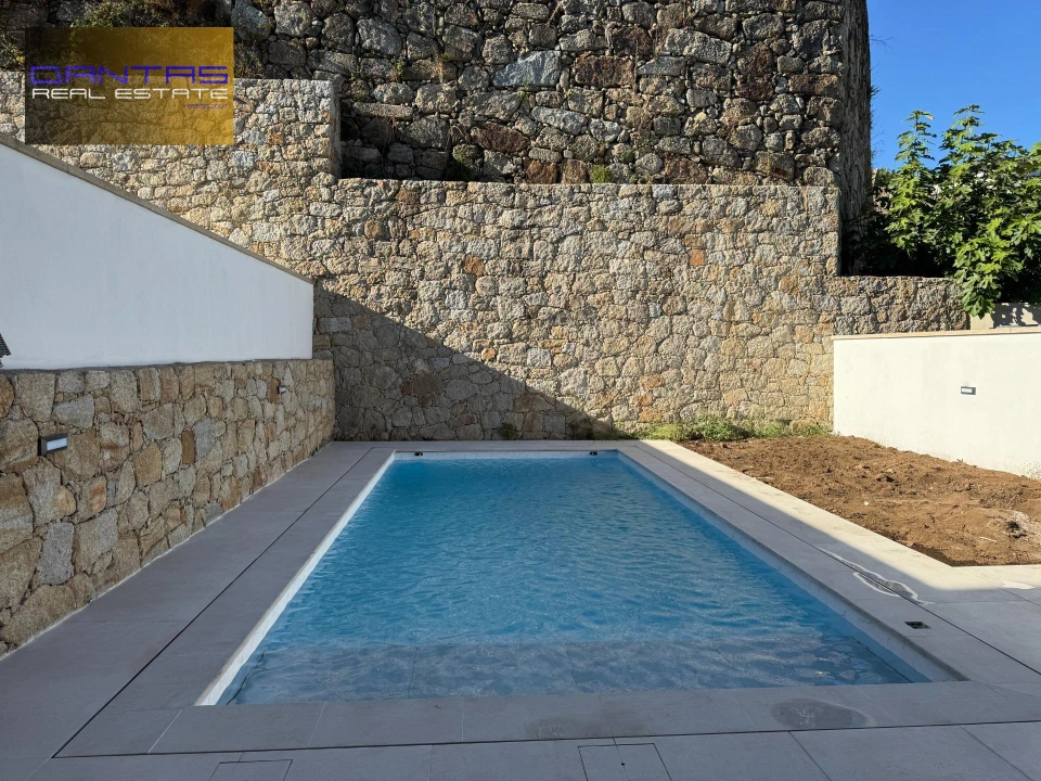 Moradia T3 para Venda em Este (São Pedro e São Mamede) Foto 8