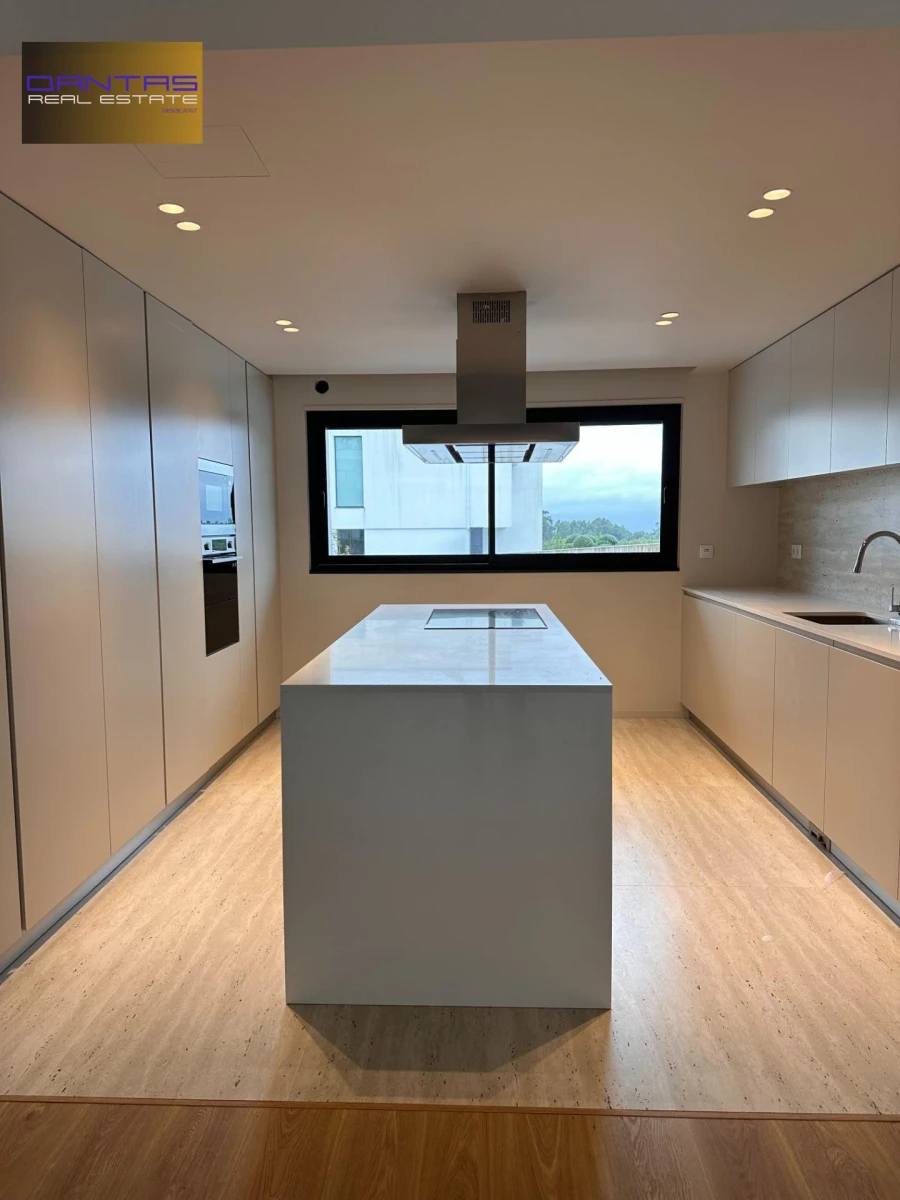 Moradia T3 para Venda em Este (São Pedro e São Mamede) Foto 42