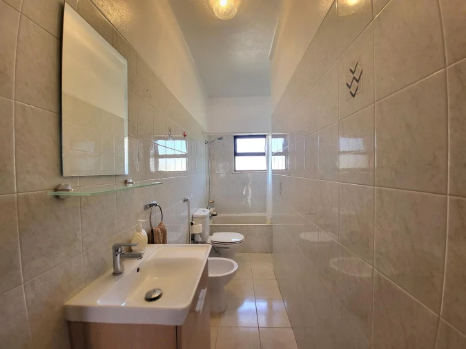 Moradia T2 para Venda em Silves Foto 6