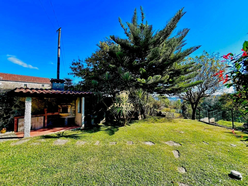 Moradia T2 para Venda em Dossãos Foto 25