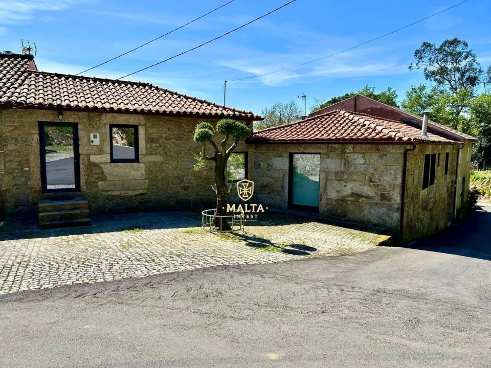 Moradia T2 para Venda em Dossãos Foto 6