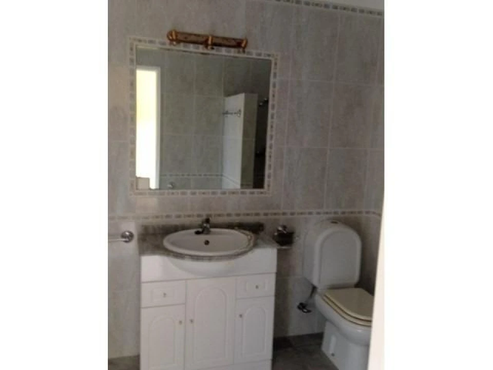 Moradia T3 para Venda em Além da Ribeira e Pedreira Foto 10