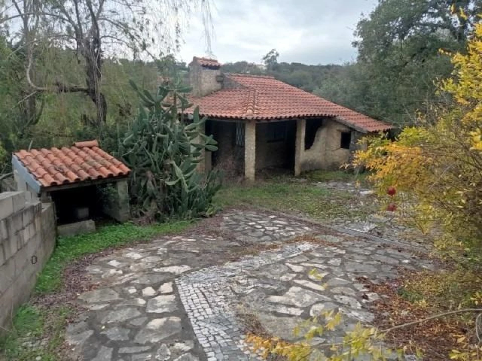 Moradia T3 para Venda em Além da Ribeira e Pedreira Foto 12