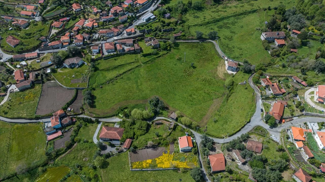 Moradia T3 para Venda em Rendufinho Foto 19