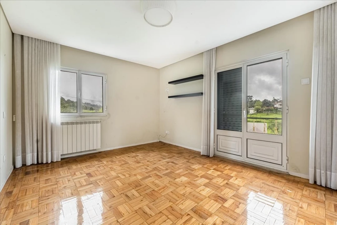 Moradia T3 para Venda em Rendufinho Foto 8