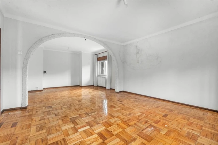 Moradia T3 para Venda em Rendufinho Foto 4