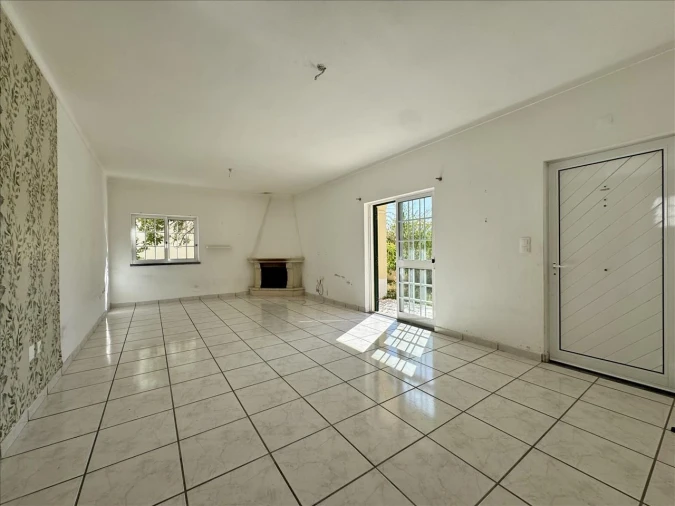 Moradia T3 para Venda em União das Freguesias de Setúbal Foto 3