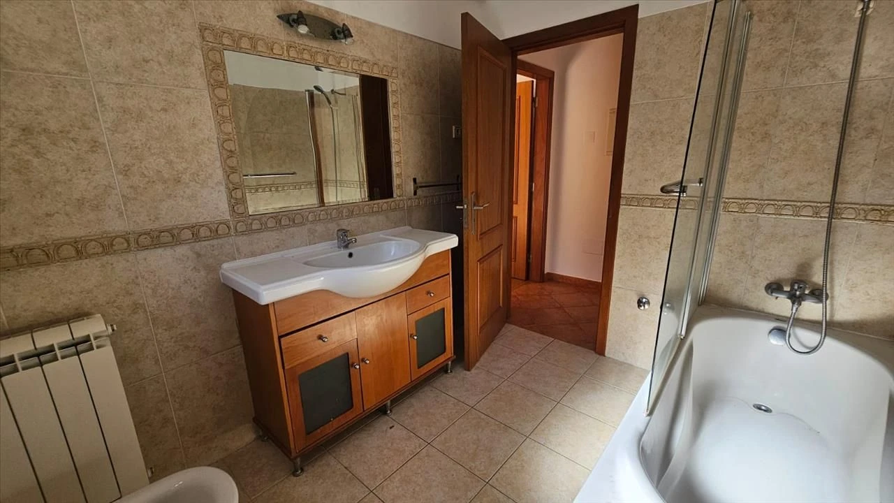 Moradia T4 para Venda em Leiria, Pousos, Barreira e Cortes Foto 20