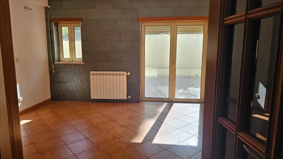 Moradia T4 para Venda em Leiria, Pousos, Barreira e Cortes Foto 10