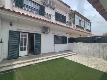 Moradia T3 para Venda em Montijo e Afonsoeiro