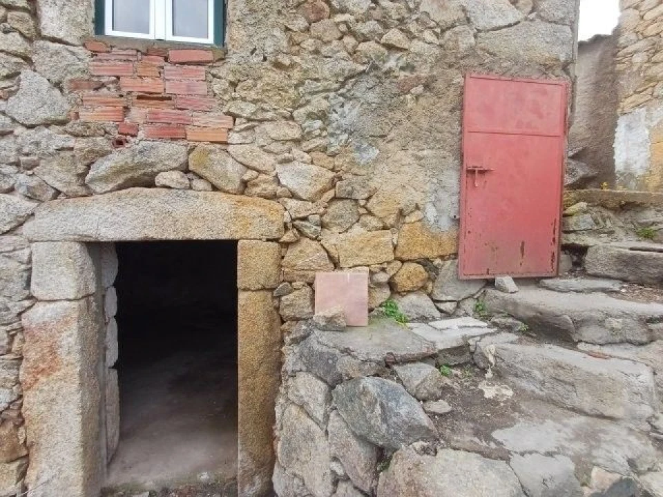 Moradia T2 para Venda em Idanha-A-Nova e Alcafozes Foto 3