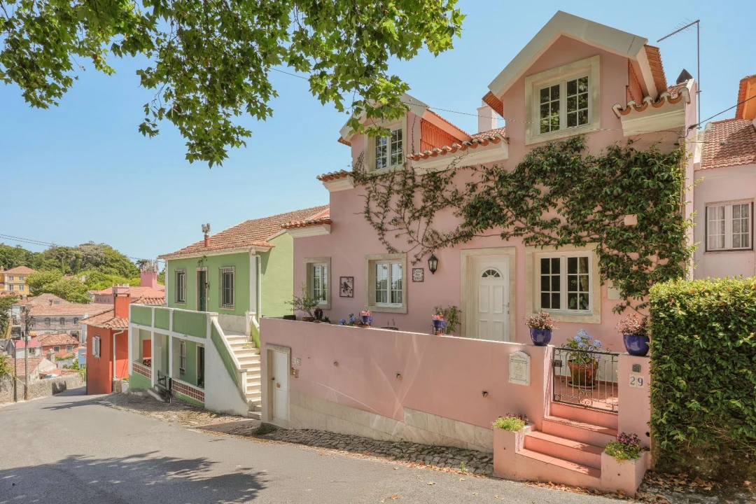 Moradia T5 para Venda em Agualva e Mira-Sintra Foto 4