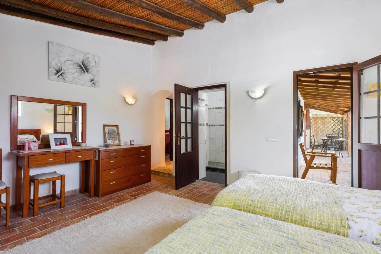 Moradia T4 para Venda em Silves Foto 13