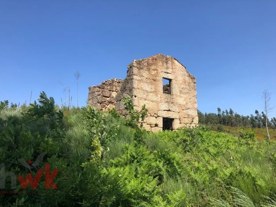 Moradia T2 para Venda em Covas e Vila Nova de Oliveirinha Foto 4