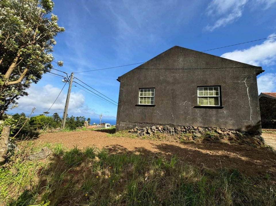 Moradia T2 para Venda em Santo Antão Foto 3