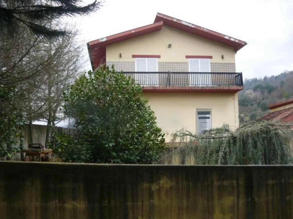 Moradia T3 para Venda em Loivos da Ribeira e Tresouras Foto 3